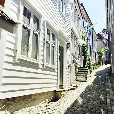 Bergen Apartments Apartman *